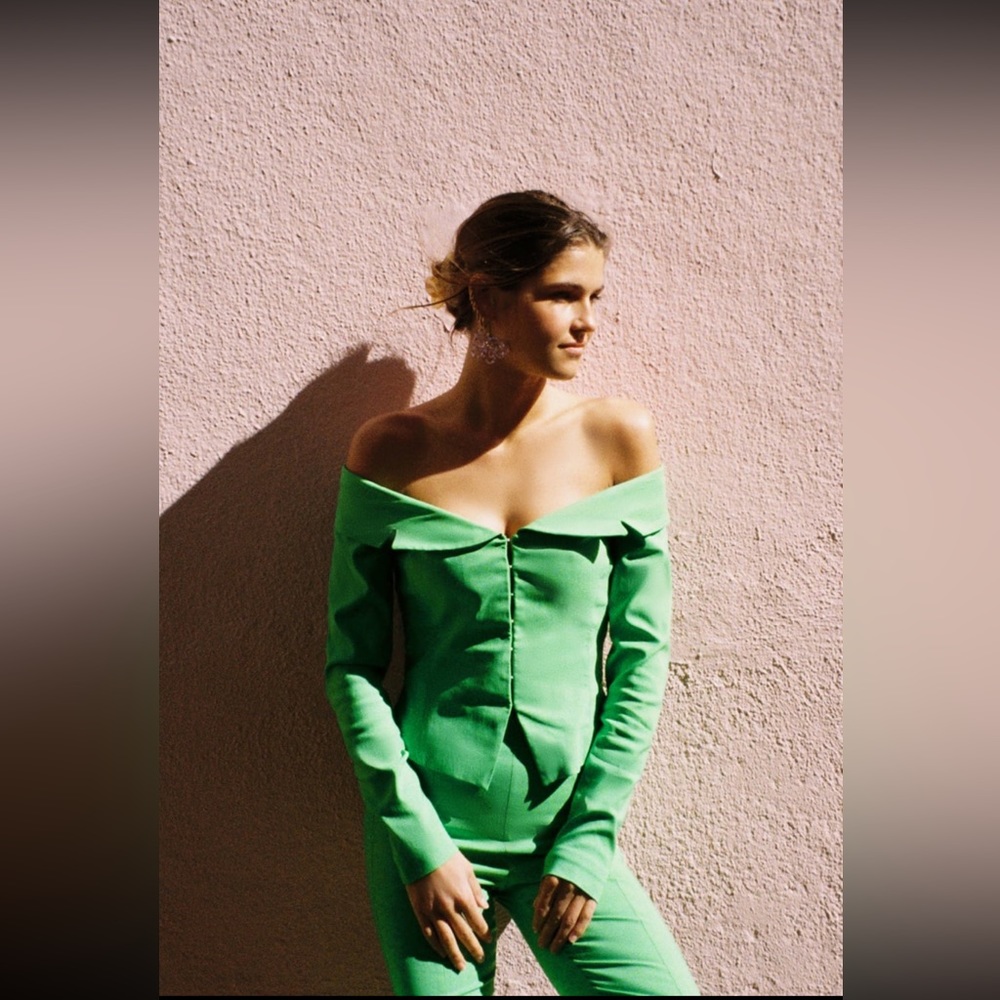 ZARA | Fitted Blazer Top